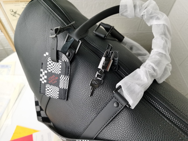 ルイヴィトンバッグ内部構造